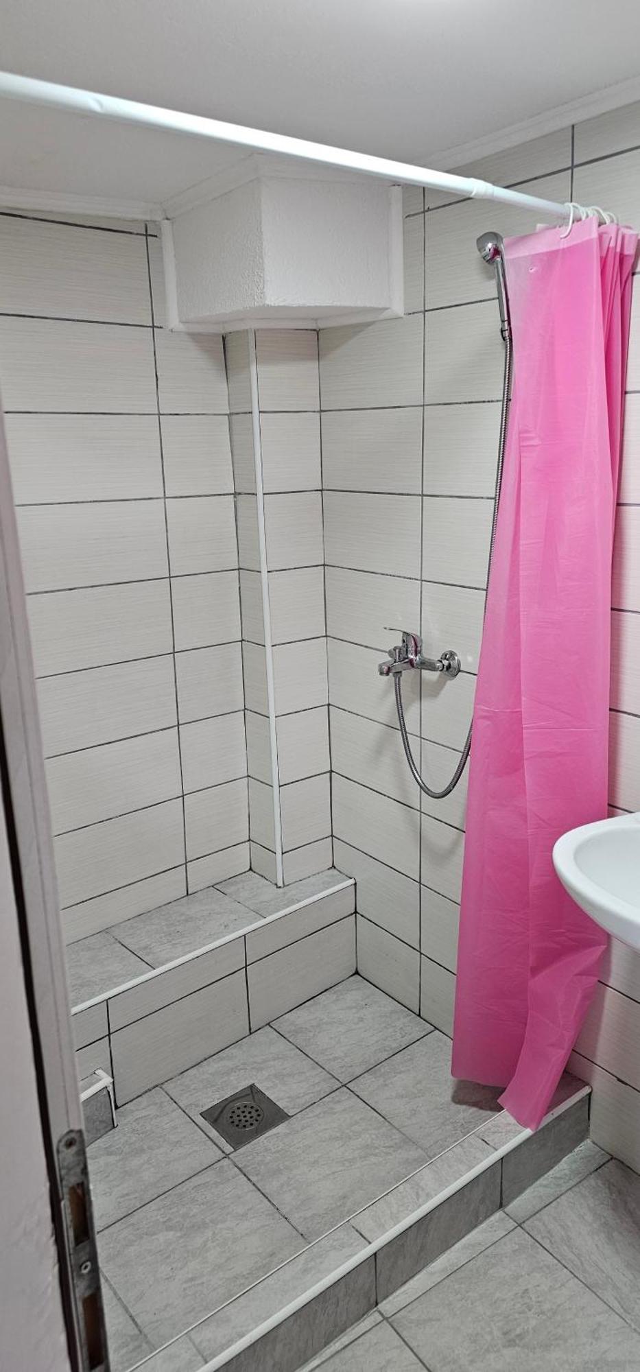 Apartmani Roki Tuzla Exterior foto